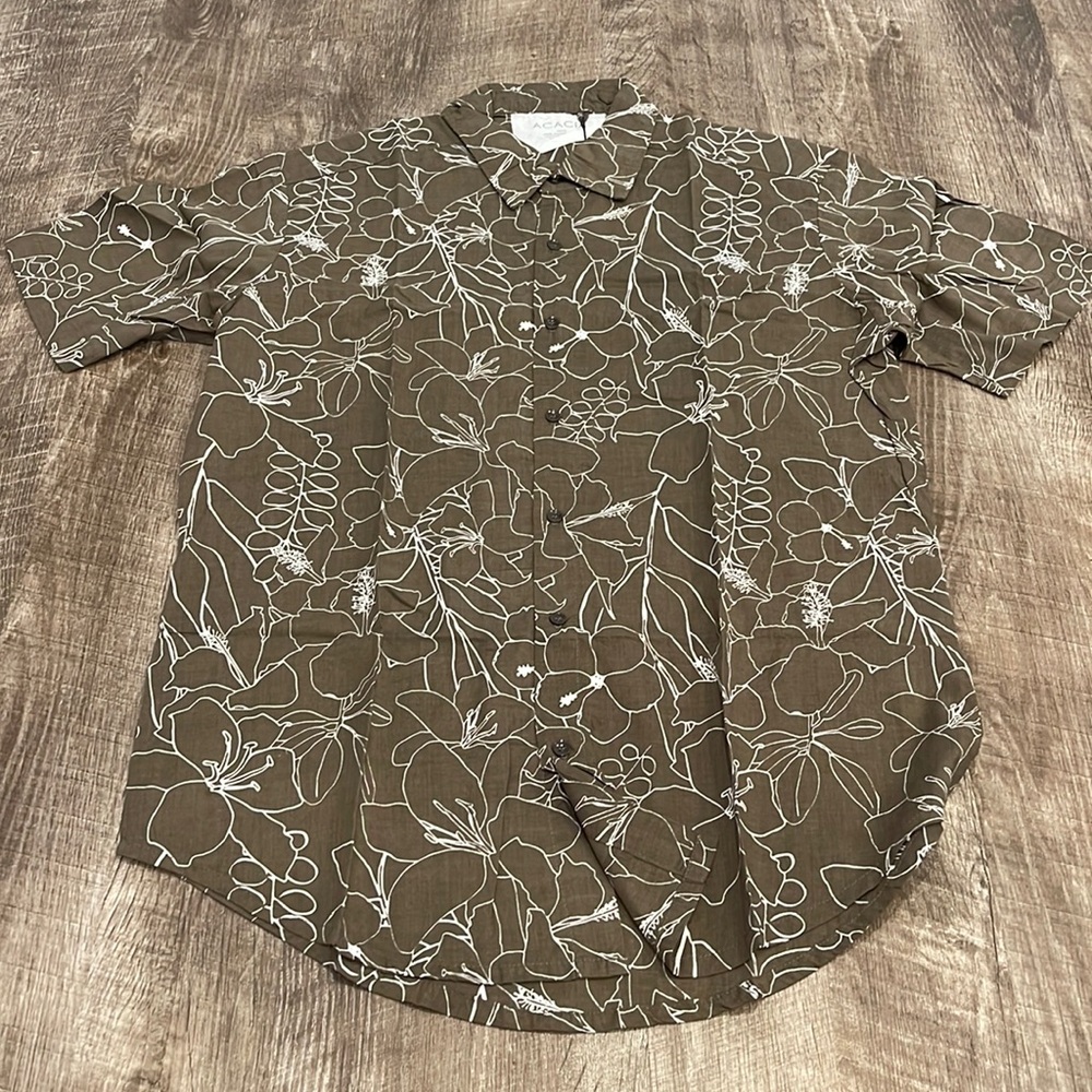 Acacia men’s shirt in Kapa size M NWT